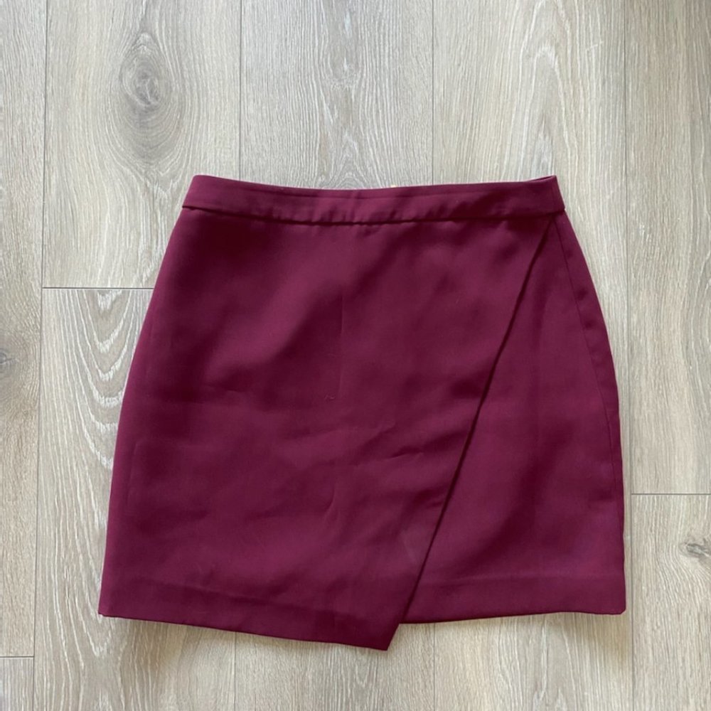Banana Republic Maroon Pencil Skirt